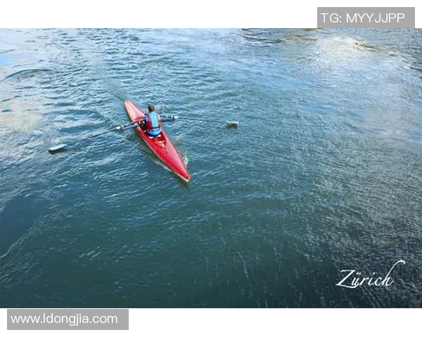 足球巨星携手粉丝共圆梦想之旅精彩瞬间回顾